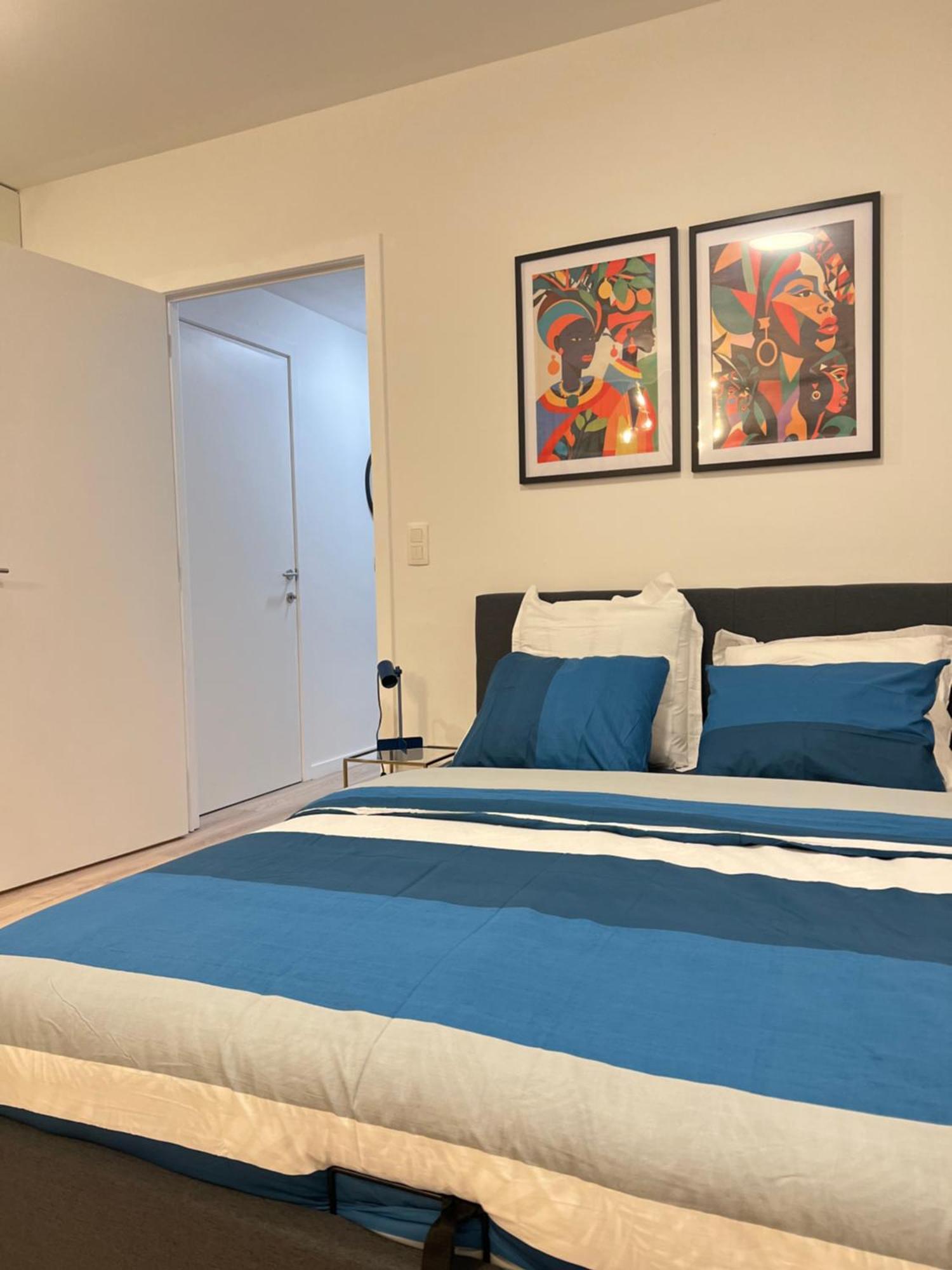 Love-Room-Brussels Sint-Jans-Molenbeek Екстериор снимка